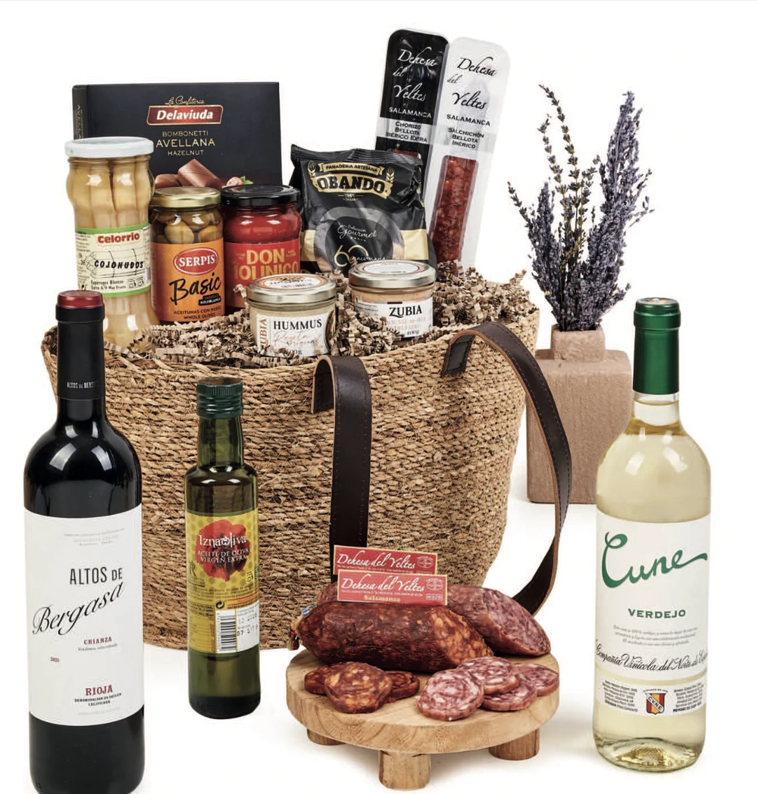 Cesta Capricho con vinos, queso, embutidos y conservas